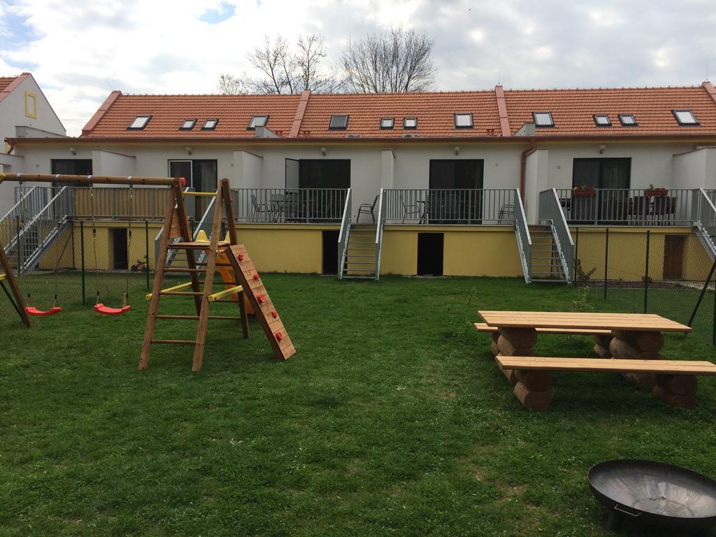 Apartmany Hlohovec Exterior photo